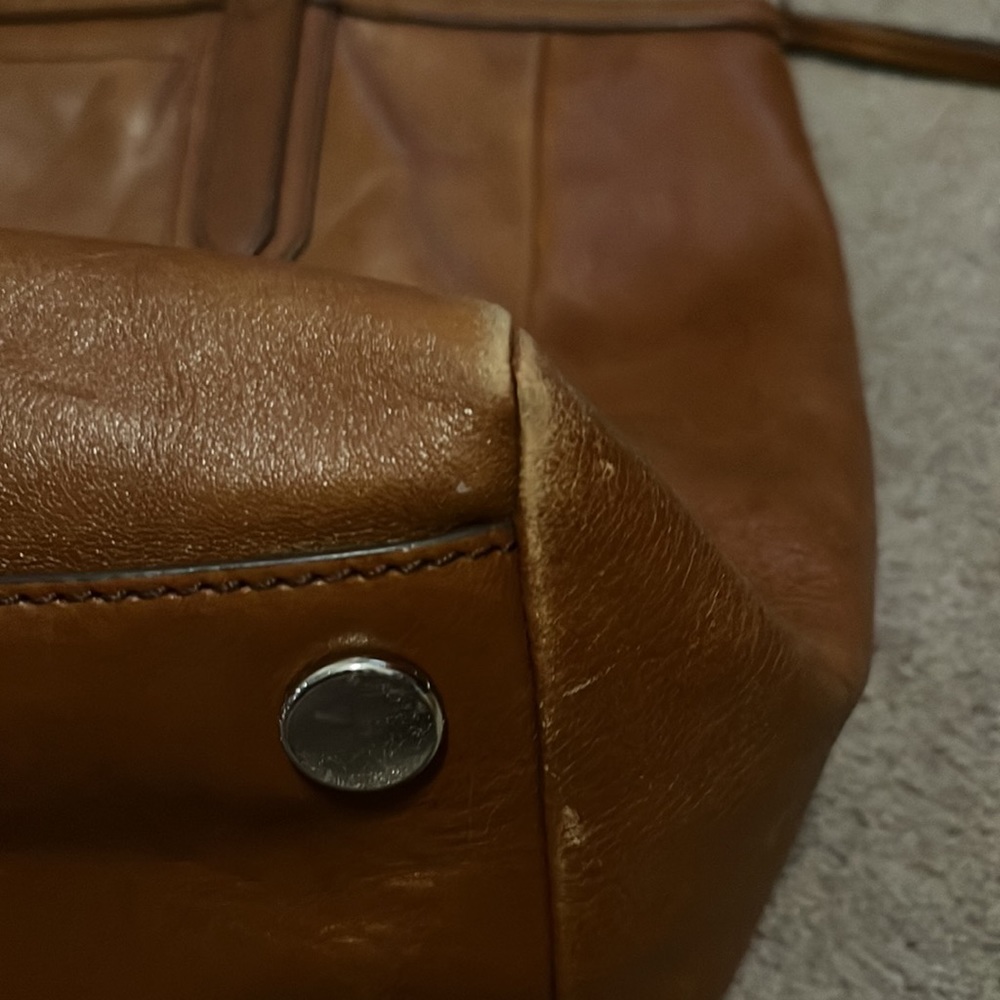 Fossil tote - Picture 7 of 7